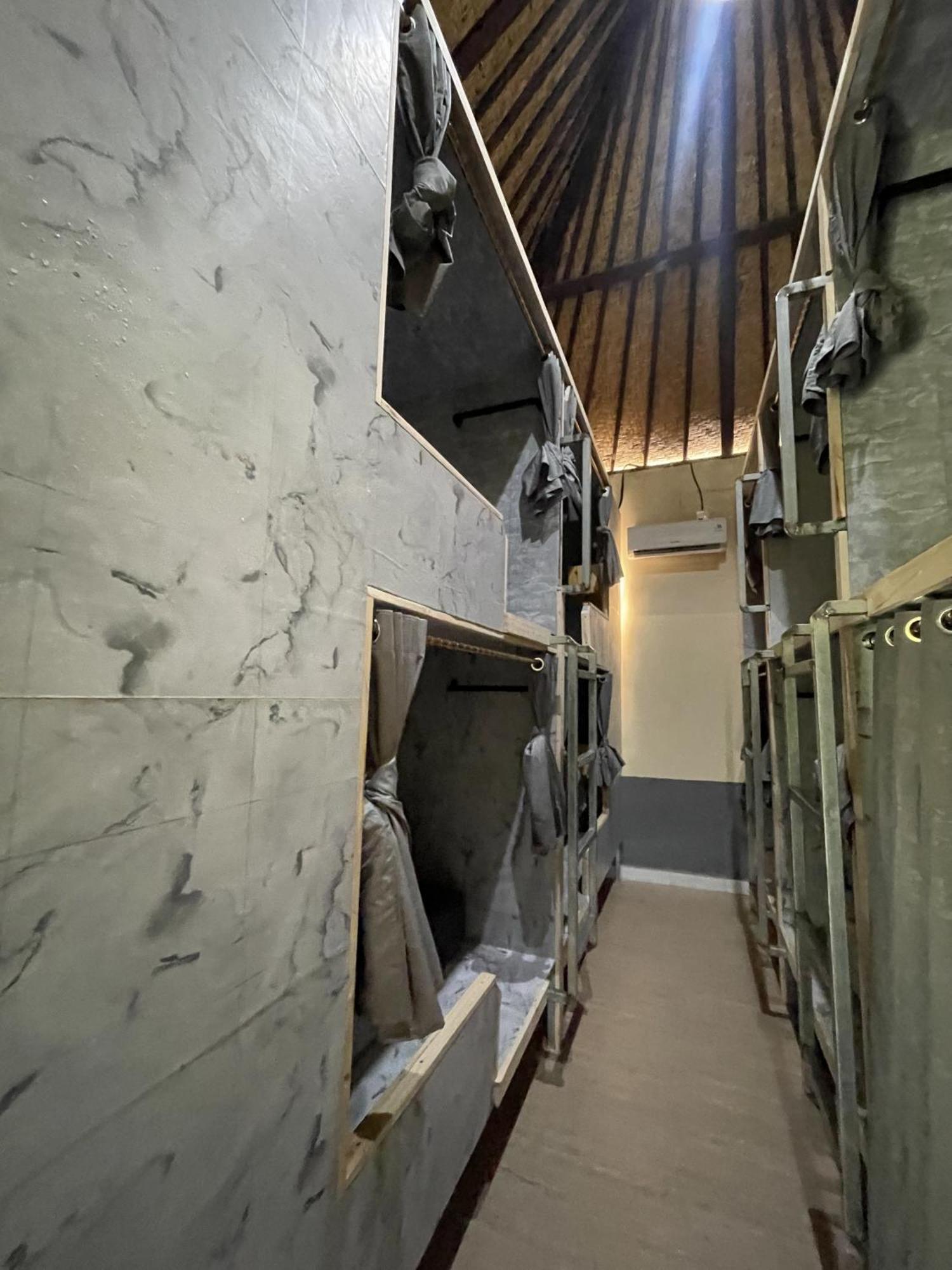 Batununggul Pedidi Penida Hostel מראה חיצוני תמונה