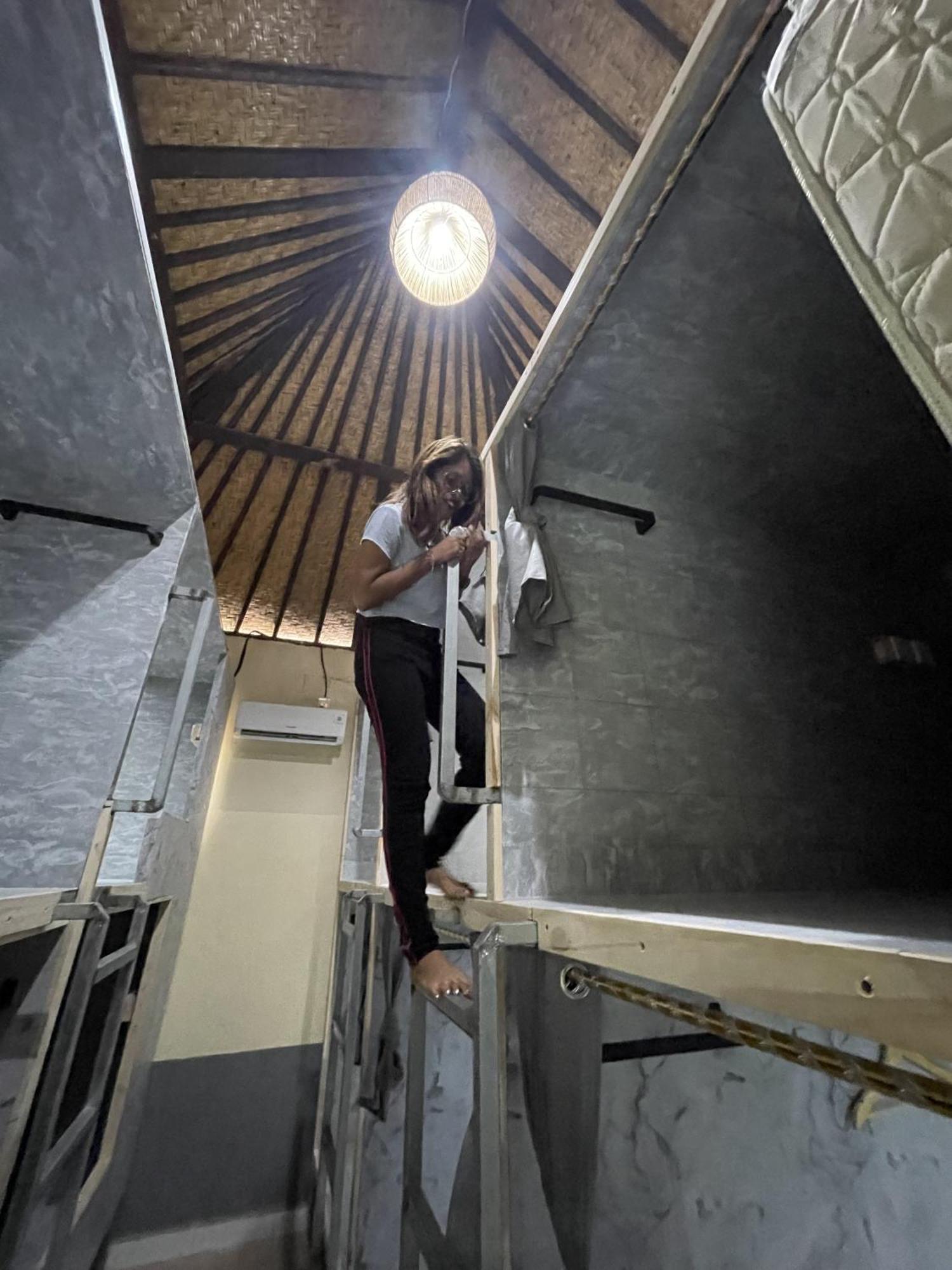 Batununggul Pedidi Penida Hostel מראה חיצוני תמונה
