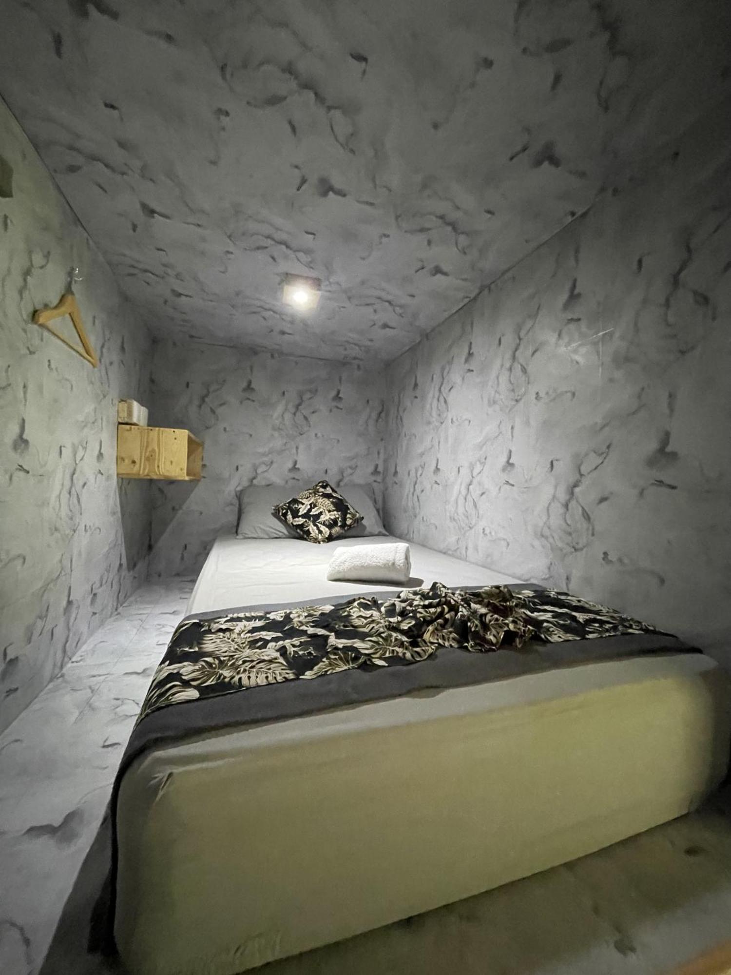 Batununggul Pedidi Penida Hostel מראה חיצוני תמונה